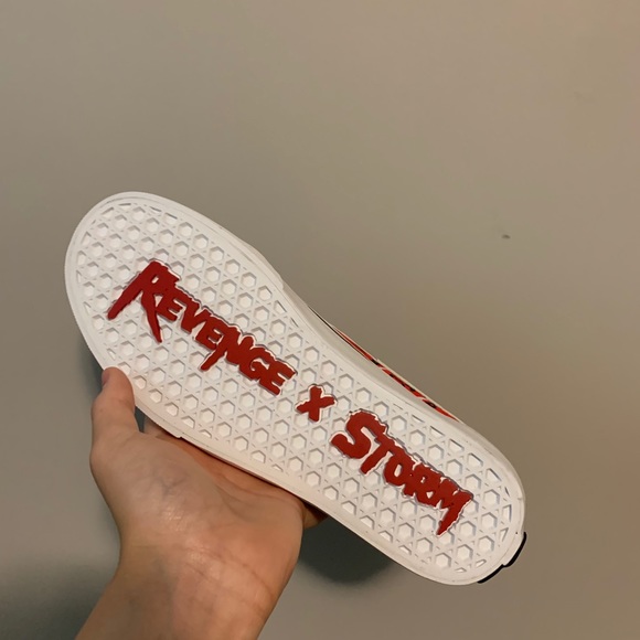 Revenge x Storm - Red Bandana - Picture 2 of 3